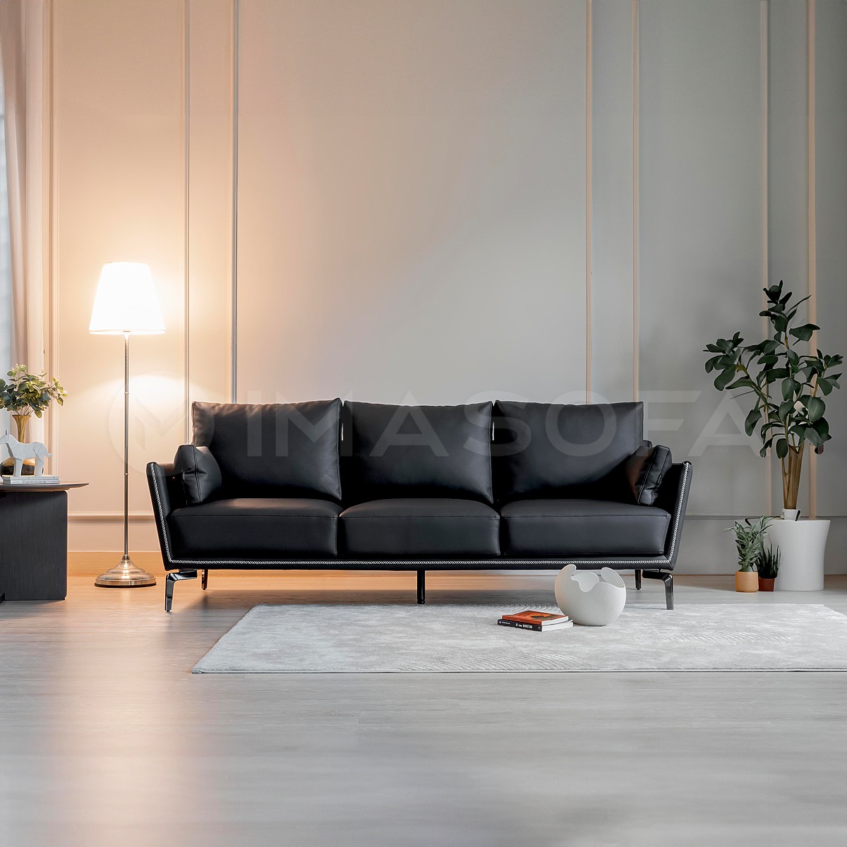 Sofa băng Napoli da bò nhân tạo màu đen